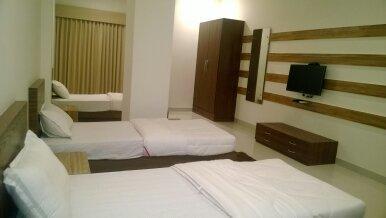 Meghdoot Hotel & Resort Ujjain Ngoại thất bức ảnh